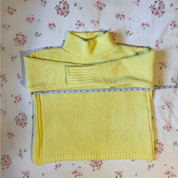 Philosophy Yellow Mockneck Knit Chunky Sweater size XS - Picture 3 of 6